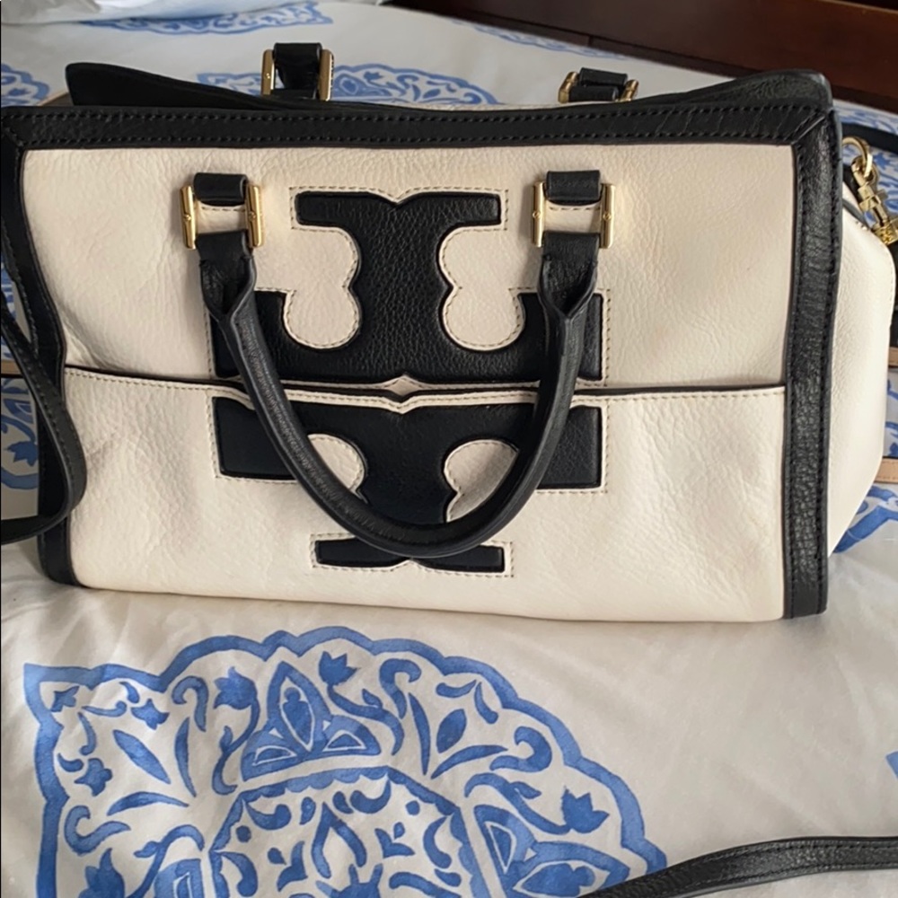 Tory Burch pocketbook
